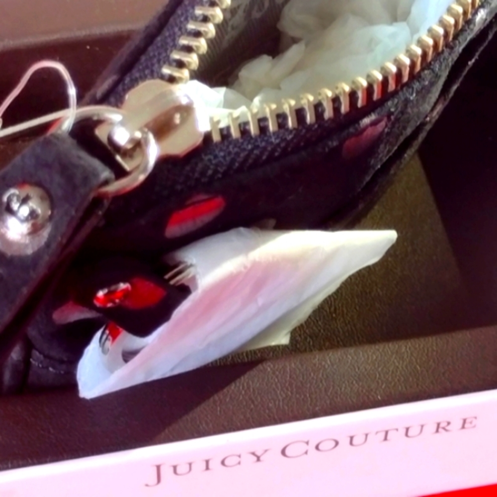 Juicy Holidays ✨ SILVER Polka Dot Suede Leather Wa - Picture 5 of 13
